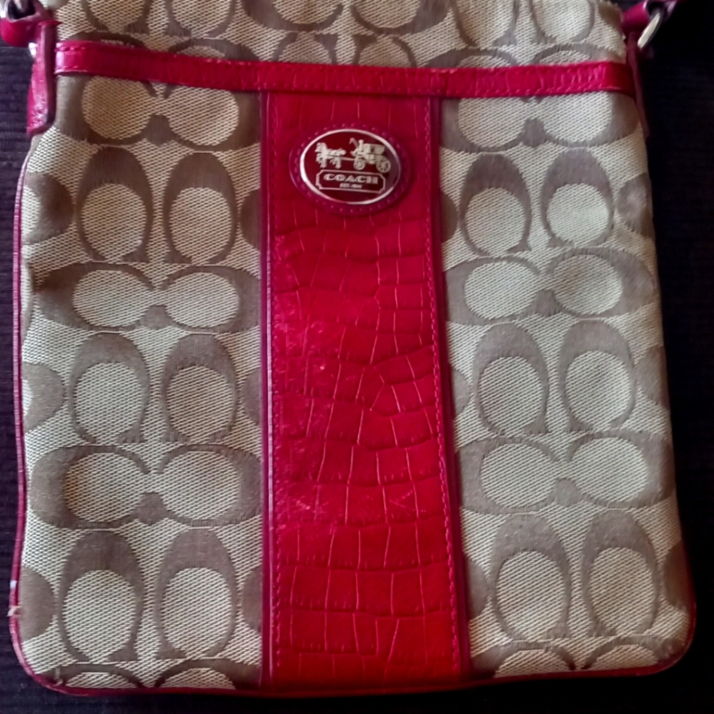Coach shoulder purse